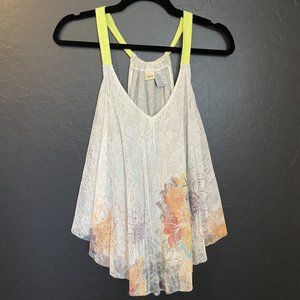 Day trip floral mesh tank top